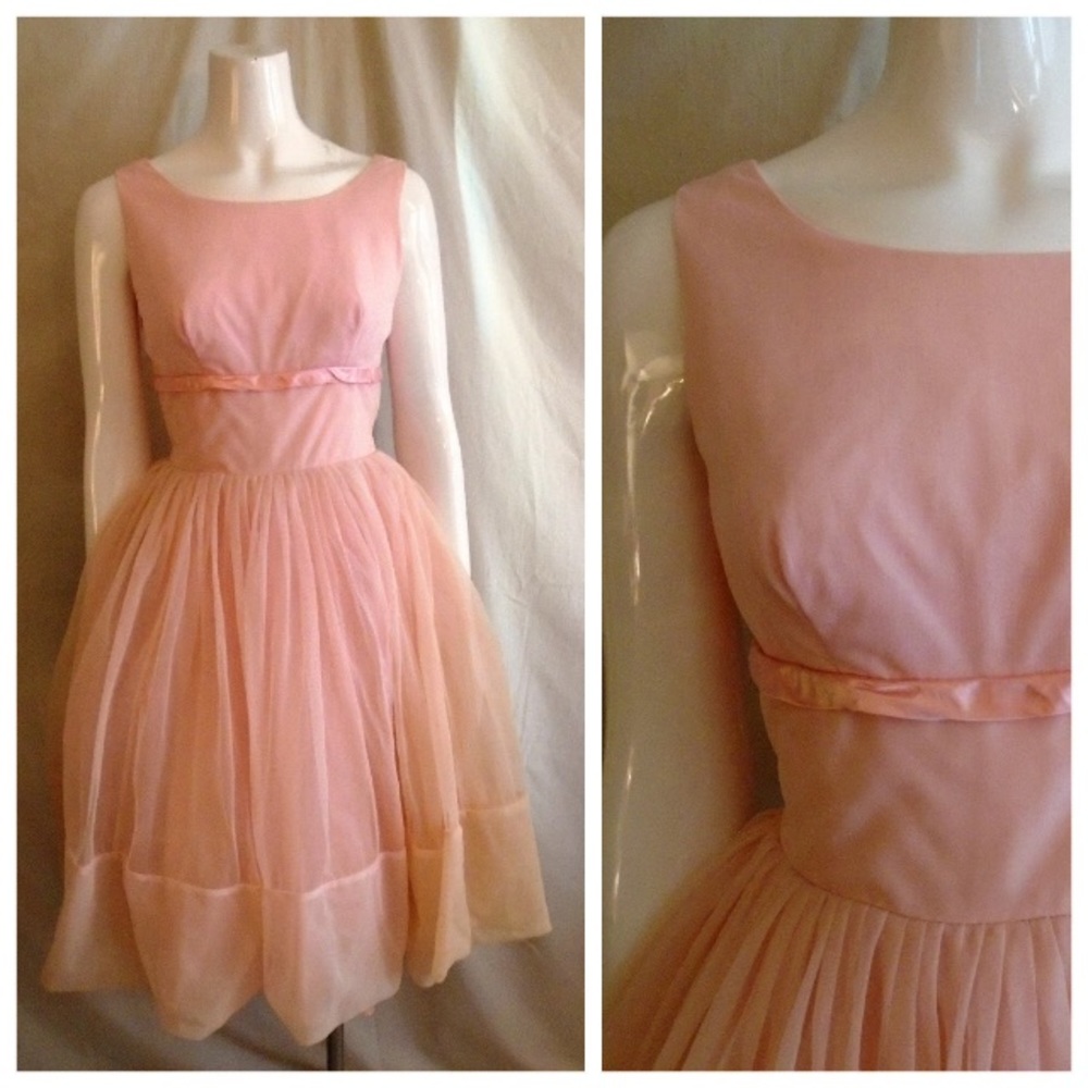 Pink tulle 1950s prom/evening dress